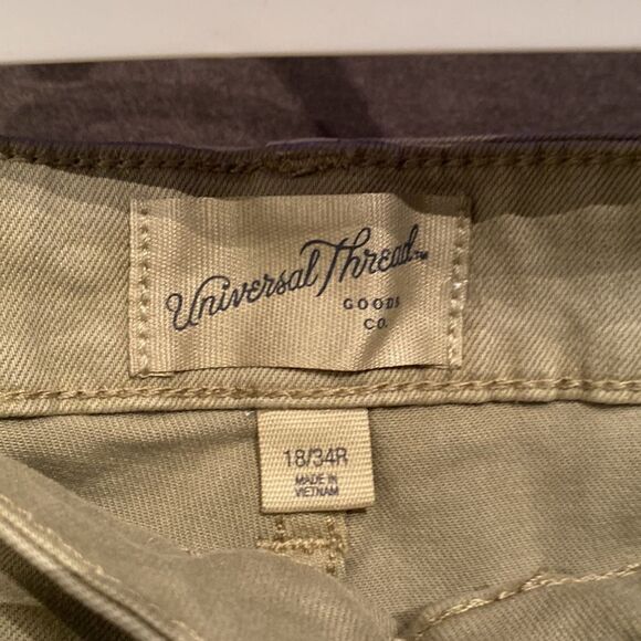 Women’s Universal Thread Olive Cargo Pants Boyfriend Vintage Stretch Size 18 Reg - Picture 3 of 9